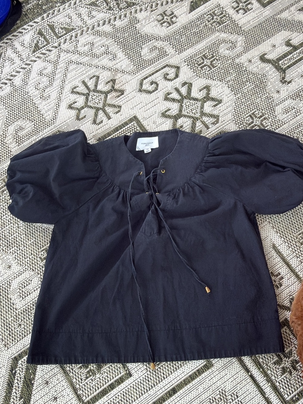 Pomander palace XS Puff sleeved top